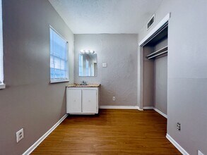 2601 25th St in Lubbock, TX - Foto de edificio - Building Photo