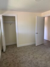 142 E 2000 S St-Unit -Large Room in Orem, UT - Building Photo - Building Photo