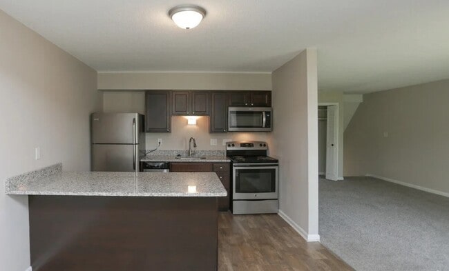 5 Cinema Dr in Ithaca, NY - Building Photo - Building Photo