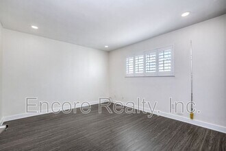 4070 Illinois St in San Diego, CA - Building Photo - Building Photo