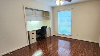 245 Orangewood Dr in Lafayette, LA - Building Photo - Building Photo