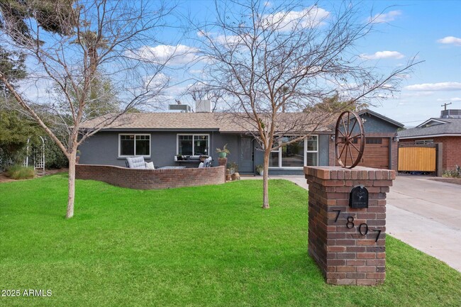 property at 7807 N 17th Dr