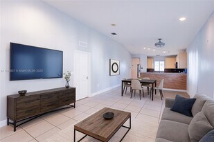 3353 NE 11th Dr in Homestead, FL - Building Photo