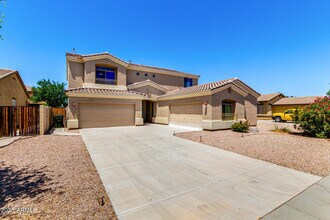 252 W Blue Lagoon Dr in Casa Grande, AZ - Building Photo - Building Photo