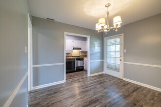 Huntingdon Apartments in Albany, GA - Building Photo - Interior Photo
