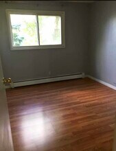 Unit For Rent in Edmonton, AB - Building Photo - Building Photo
