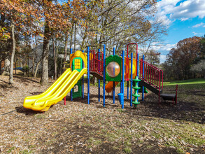 Forest Village Apartments in Fredericksburg, VA - Building Photo - Building Photo