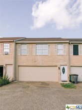 103 Sherwood Dr, Unit C in Victoria, TX - Foto de edificio - Building Photo