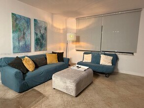 2815 NE 201st Terrace in Aventura, FL - Building Photo - Building Photo