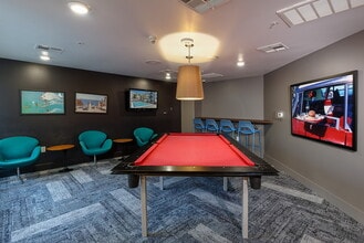 5600 Wilshire in Los Angeles, CA - Building Photo - Building Photo