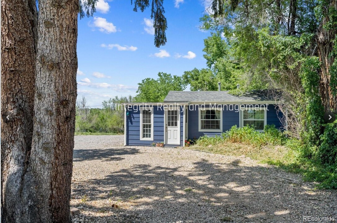 5725 W Mississippi Ave in Lakewood, CO - Building Photo