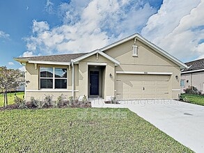 9734 Pepper Tree Pl in Wildwood, FL - Building Photo - Building Photo