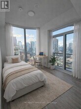 180 Front St E in Toronto, ON - Building Photo - Building Photo