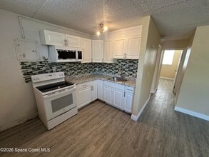 240 Stone St in Cocoa, FL - Building Photo - Building Photo