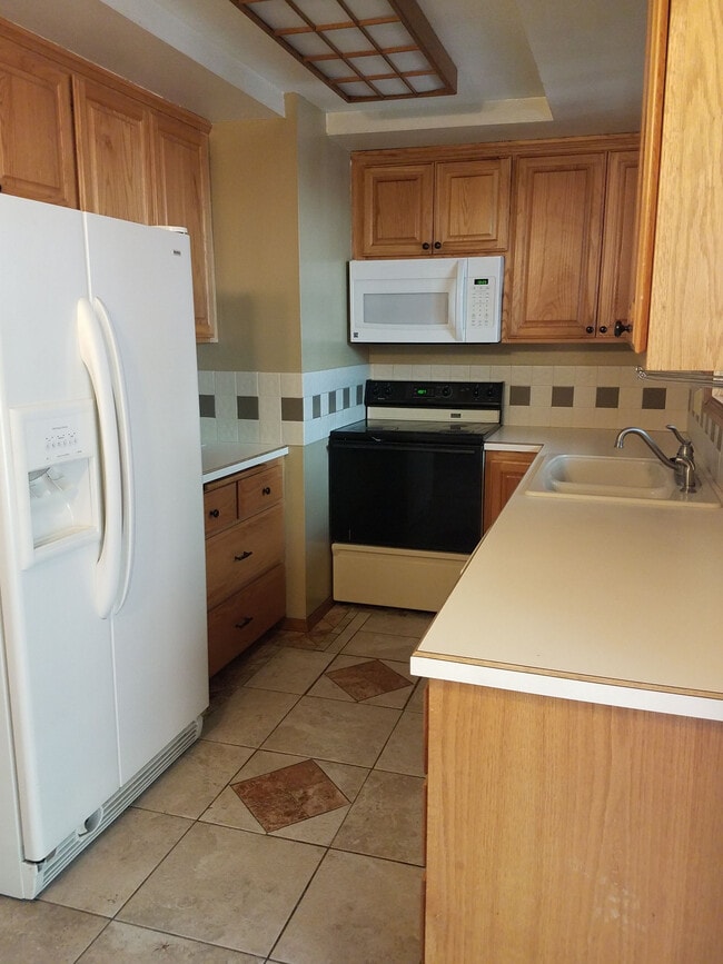 4328 Gary St in Klamath Falls, OR - Building Photo - Building Photo