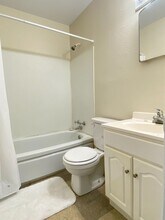 3387 SW Brendan Ave in Topeka, KS - Building Photo - Building Photo