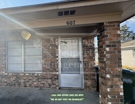 607 5th Ave in Conway, AR - Building Photo