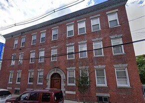 175 Gove St, Unit 3 in Boston, MA - Building Photo
