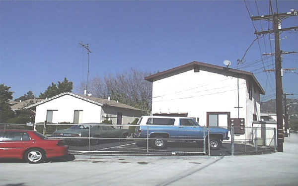 2624 N Frederic St in Burbank, CA - Building Photo