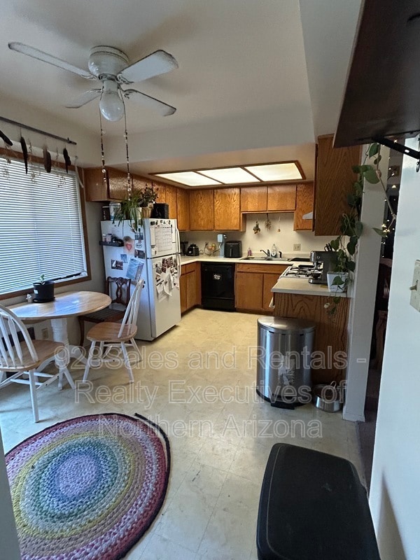 13 S Trail of the Wds in Flagstaff, AZ - Building Photo - Building Photo