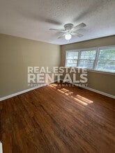 4201 Oliver Dr in Rainbow City, AL - Building Photo - Building Photo