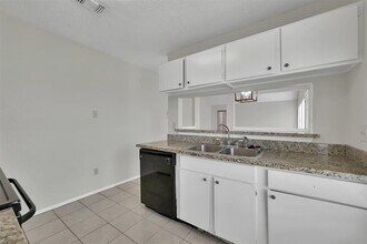 23522 Pebworth Pl in Spring, TX - Building Photo - Building Photo