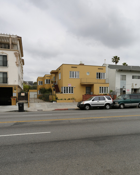 829-831 3/4 Crenshaw Bl. in Los Angeles, CA - Building Photo