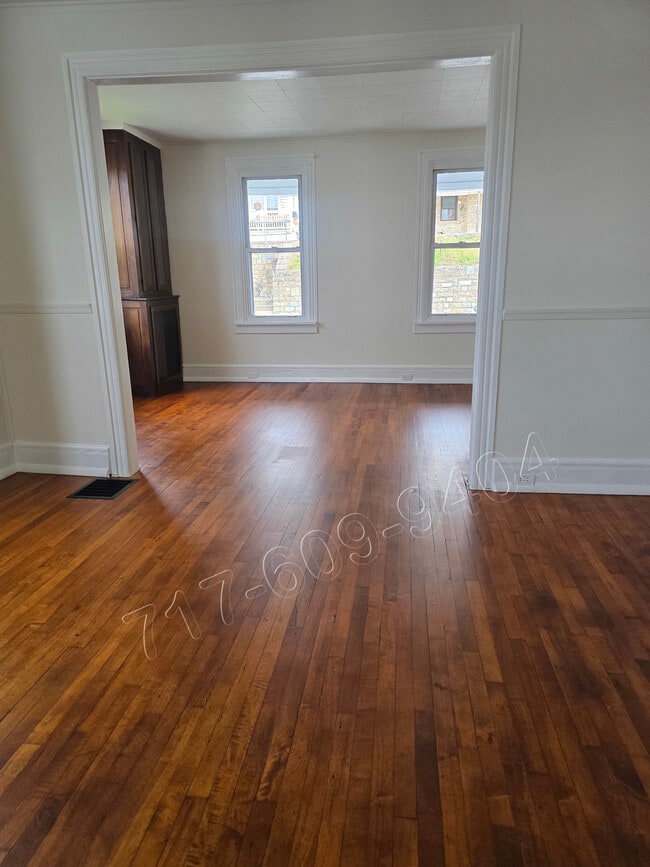 property at 420 Erie St