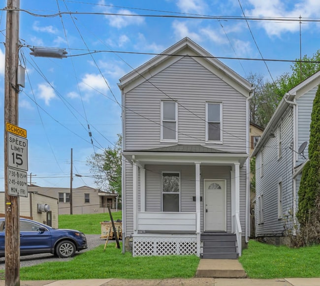 property at 862 Grove Ave