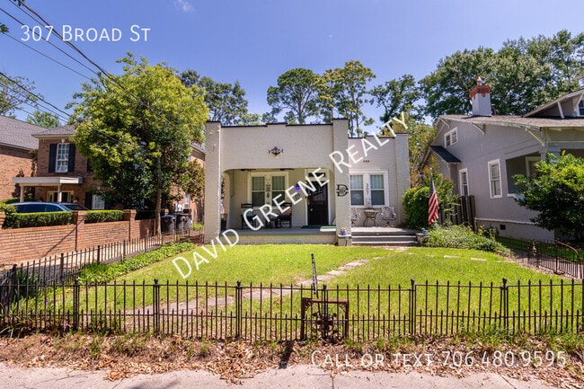 property at 307 Broad St