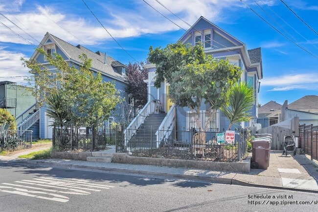 1055 48th St in Emeryville, CA - Foto de edificio - Building Photo