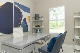 1226 Chrisholm St in Lehigh Acres, FL - Building Photo - Building Photo