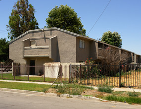 Windrush Apartment Community in Fontana, CA - Building Photo - Building Photo