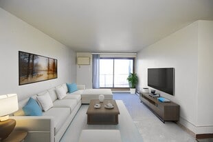 Aberdeen Communities in Aberdeen, SD - Building Photo