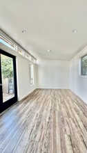 6115 Fremont St, Unit ADU in Oakland, CA - Building Photo - Building Photo