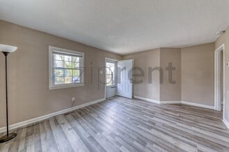 1108 Walnut St in Burlington, NC - Building Photo - Building Photo