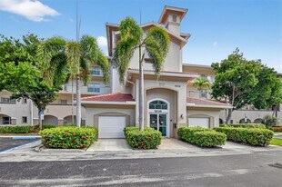 5938 Crystal Shores Dr in Boynton Beach, FL - Building Photo