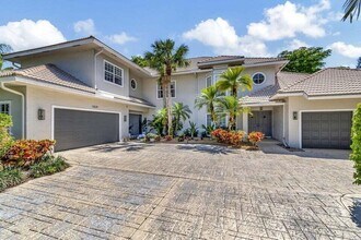11839 Pebblewood Dr in Wellington, FL - Building Photo - Building Photo