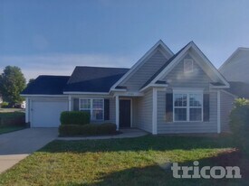 2103 Wexford Way in Statesville, NC - Building Photo