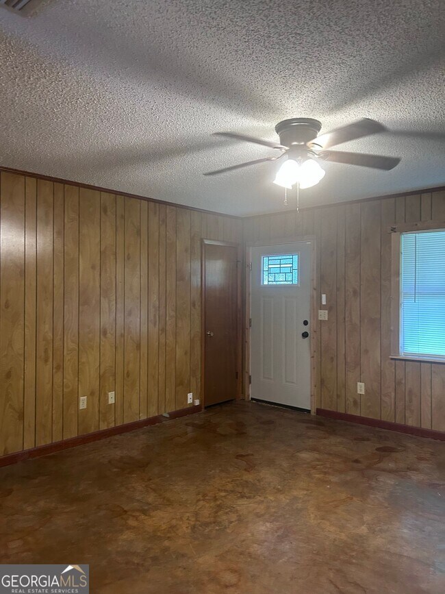117 Davis St in St. Marys, GA - Building Photo - Building Photo
