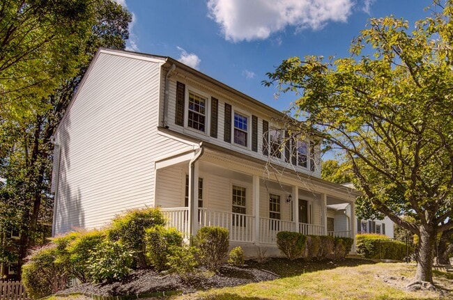 12227 Ox Hill Rd in Fairfax, VA - Building Photo - Building Photo