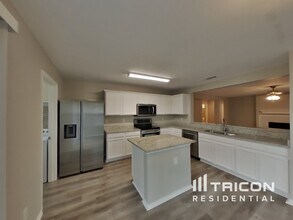 612 Rockbrook Dr in Forney, TX - Foto de edificio - Building Photo