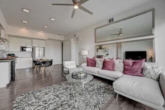 Keller Cactus Hills in Las Vegas, NV - Foto de edificio - Building Photo