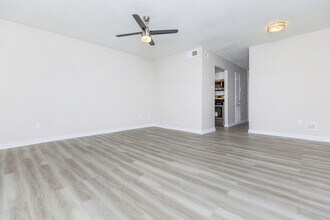 Aviva at North Plaza in Austin, TX - Foto de edificio - Building Photo