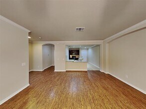 1020 Texas St-Unit -3104 in Fort Worth, TX - Foto de edificio - Building Photo