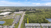 3903 SE Mentmore Ln in Stuart, FL - Foto de edificio - Building Photo