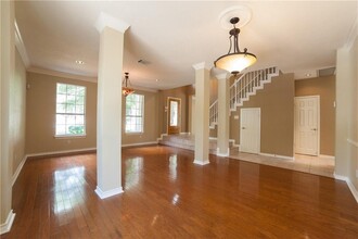 1701 Idle Hour Cove in Lakeway, TX - Building Photo - Building Photo