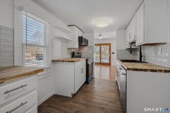 127 Spithead Rd in Waterford, CT - Building Photo - Building Photo