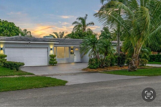 property at 4811 Hayes St