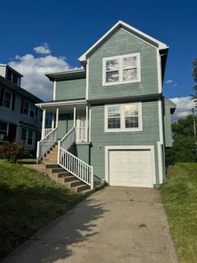 property at 3227 Park Ave